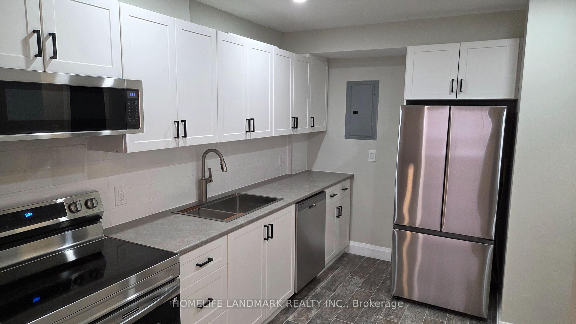 793 Broadview Avenue 1, Toronto E03, ON M4K 2P8