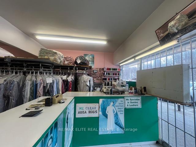 1581 Ellesmere Road, Toronto E09, ON M1P 2Y3