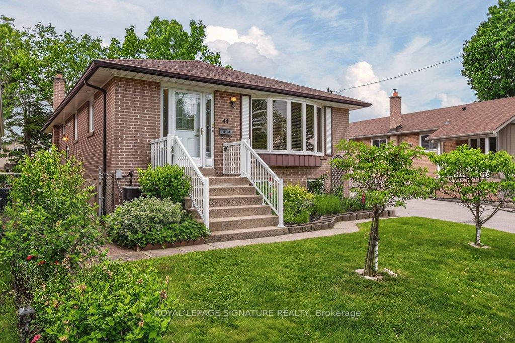44 Rowallan Drive, Toronto E10, ON M1E 2Y6