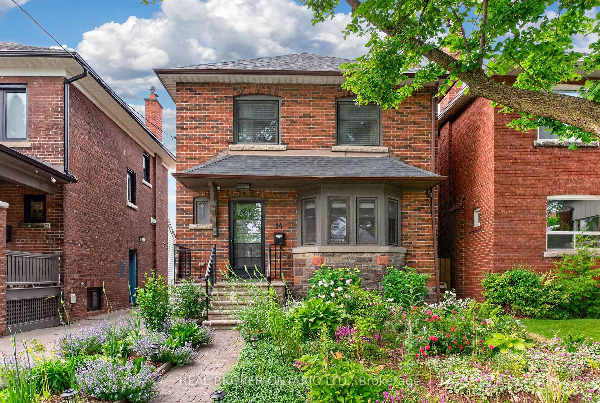 14 Mortimer Avenue, Toronto E03, ON M4K 1Z8