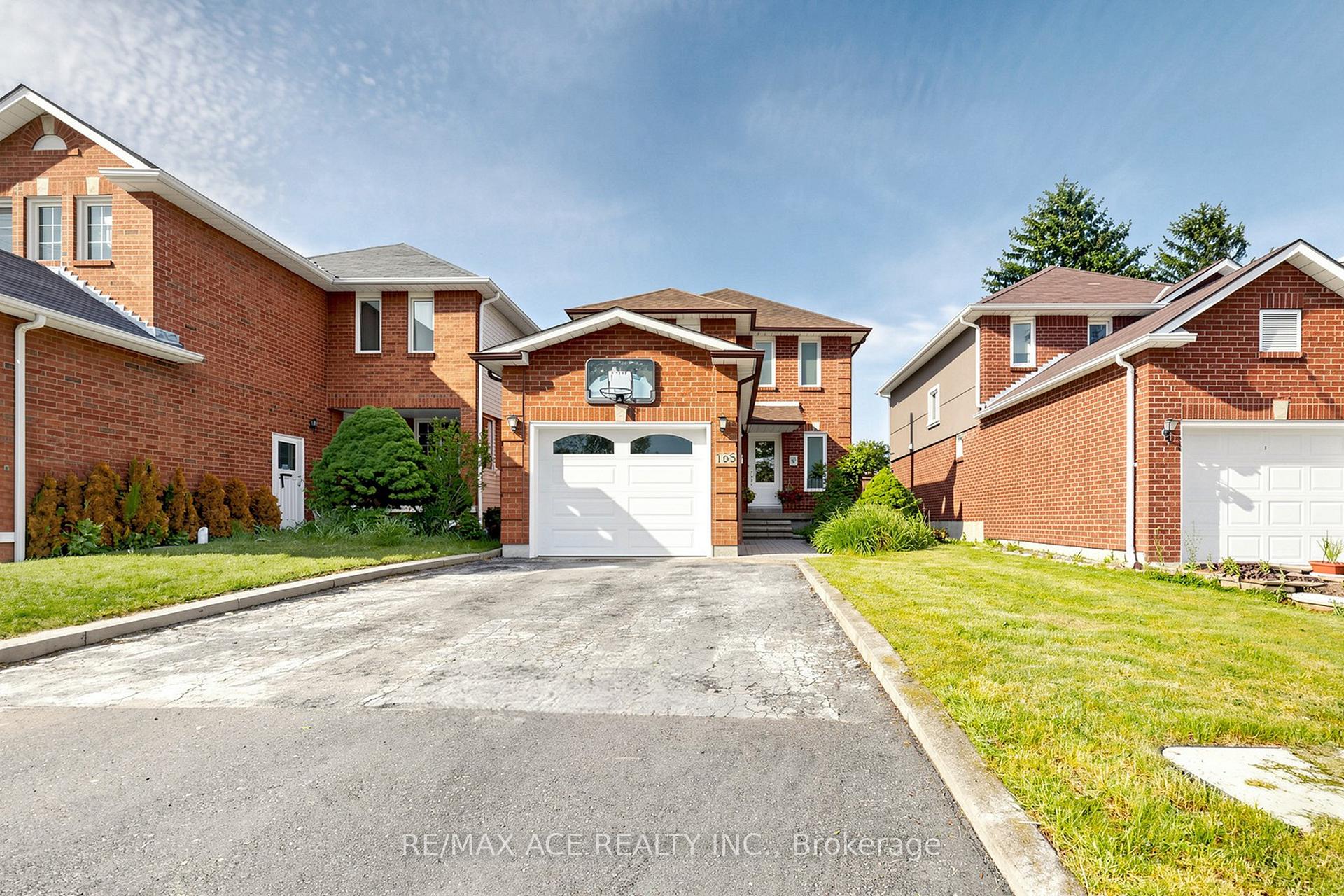 159 Heale Avenue, Toronto E06, ON M1N 3Y2