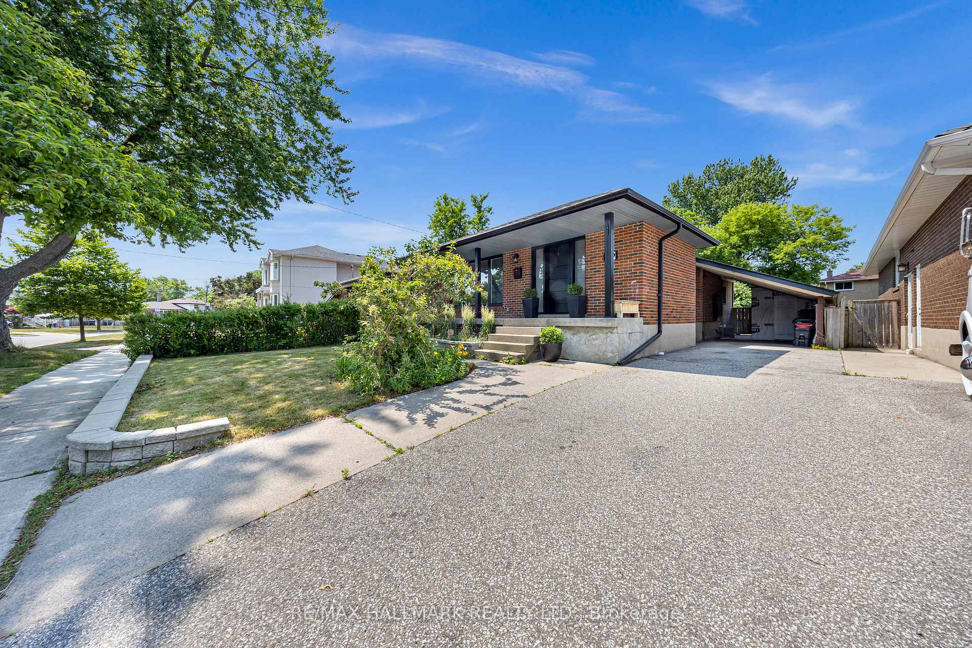 59 Limevale Crescent Bsmt, Toronto E10, ON M1E 2K5