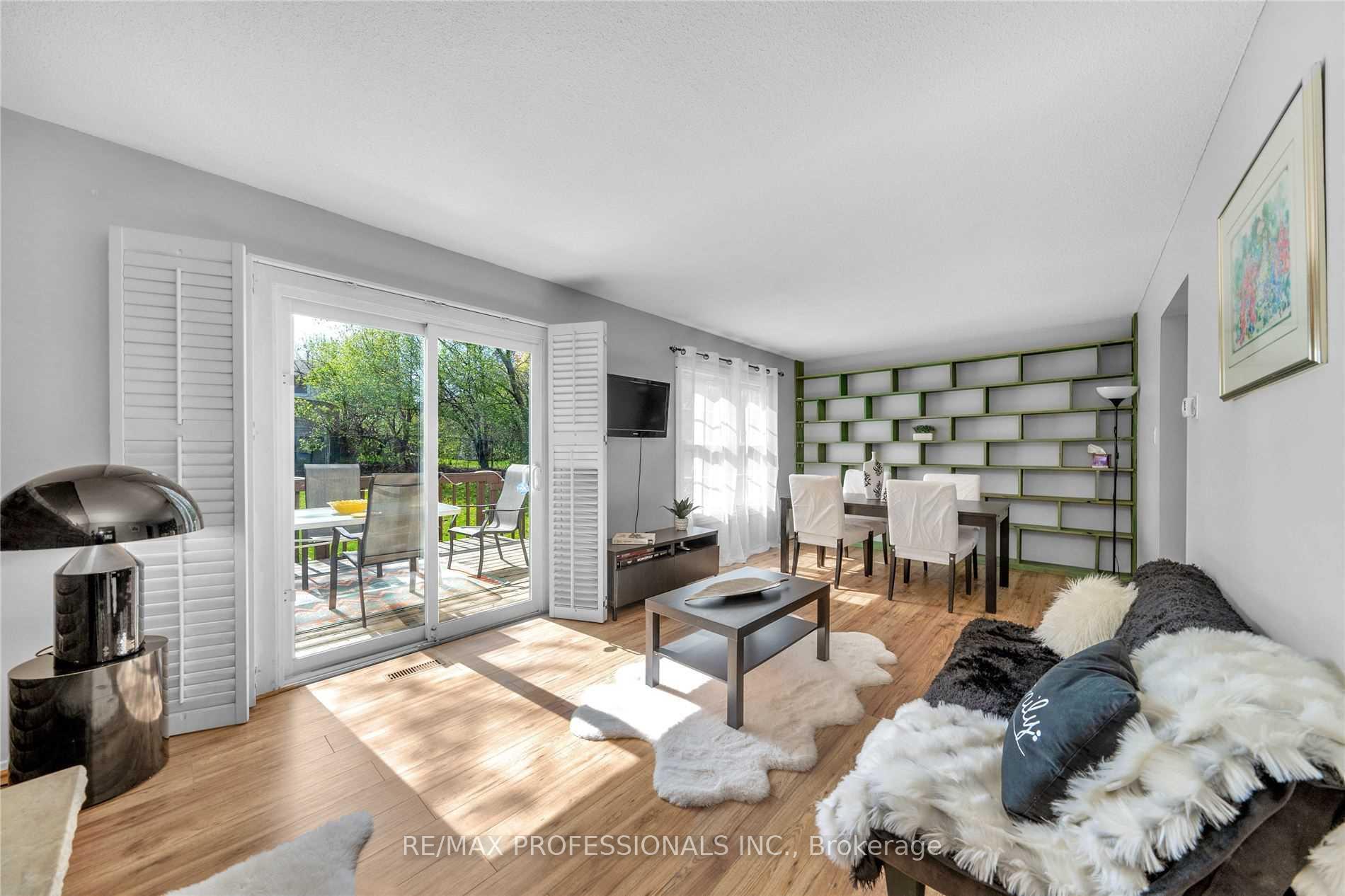 47 Wishford Drive, Toronto E11, ON M1B 2T2