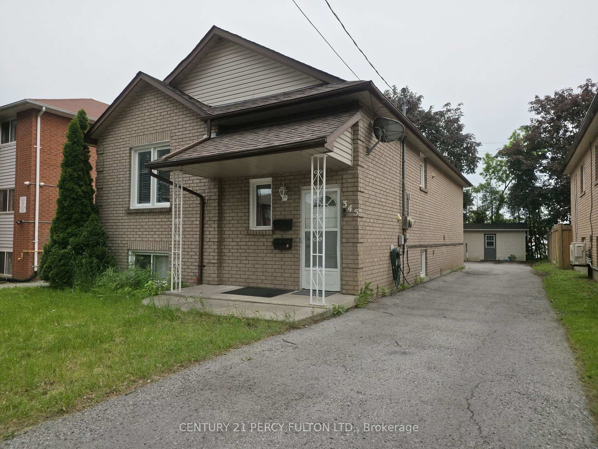 345 Buena Vista Avenue, Oshawa, ON L1J 2M6