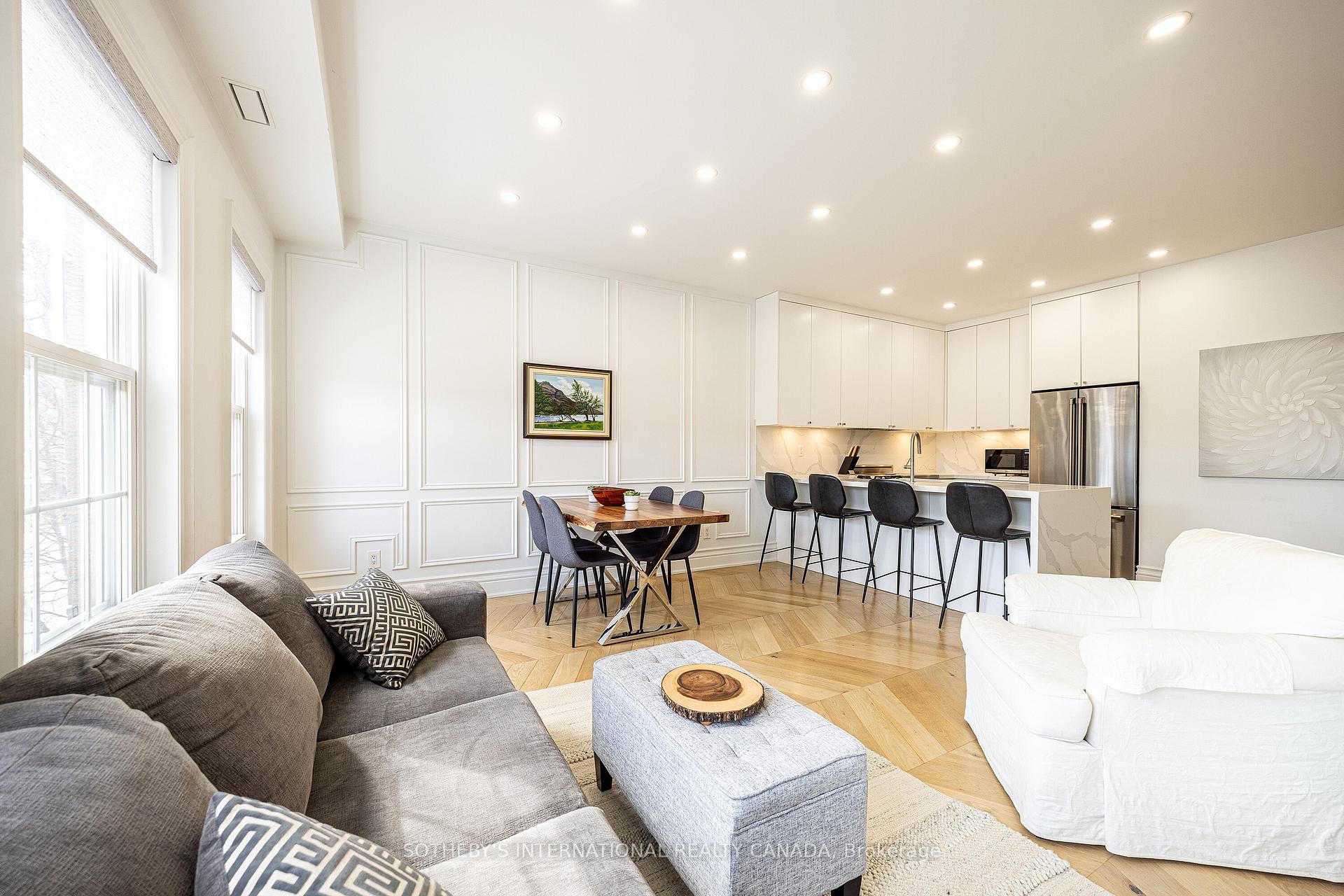 74 Coxwell Avenue C, Toronto E01, ON M4L 3A7