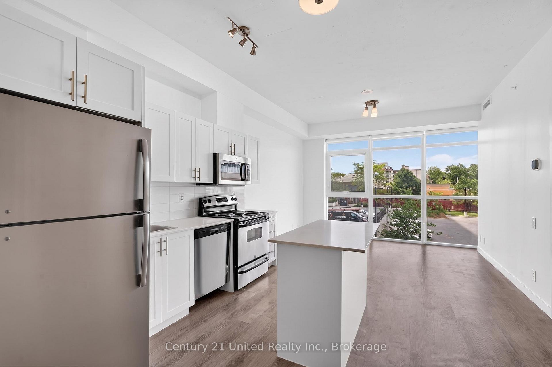 100 Bond Street E 422, Oshawa, ON L1G 0B7