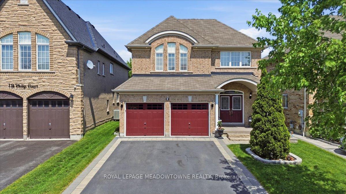 3 St Phillip Court, Whitby, ON L1P 0A5