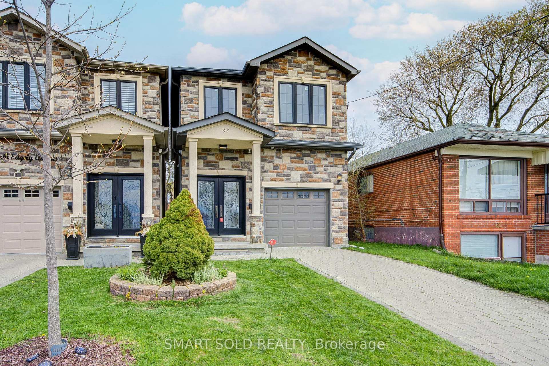 67 North Edgely Avenue, Toronto E04, ON M1K 1T8