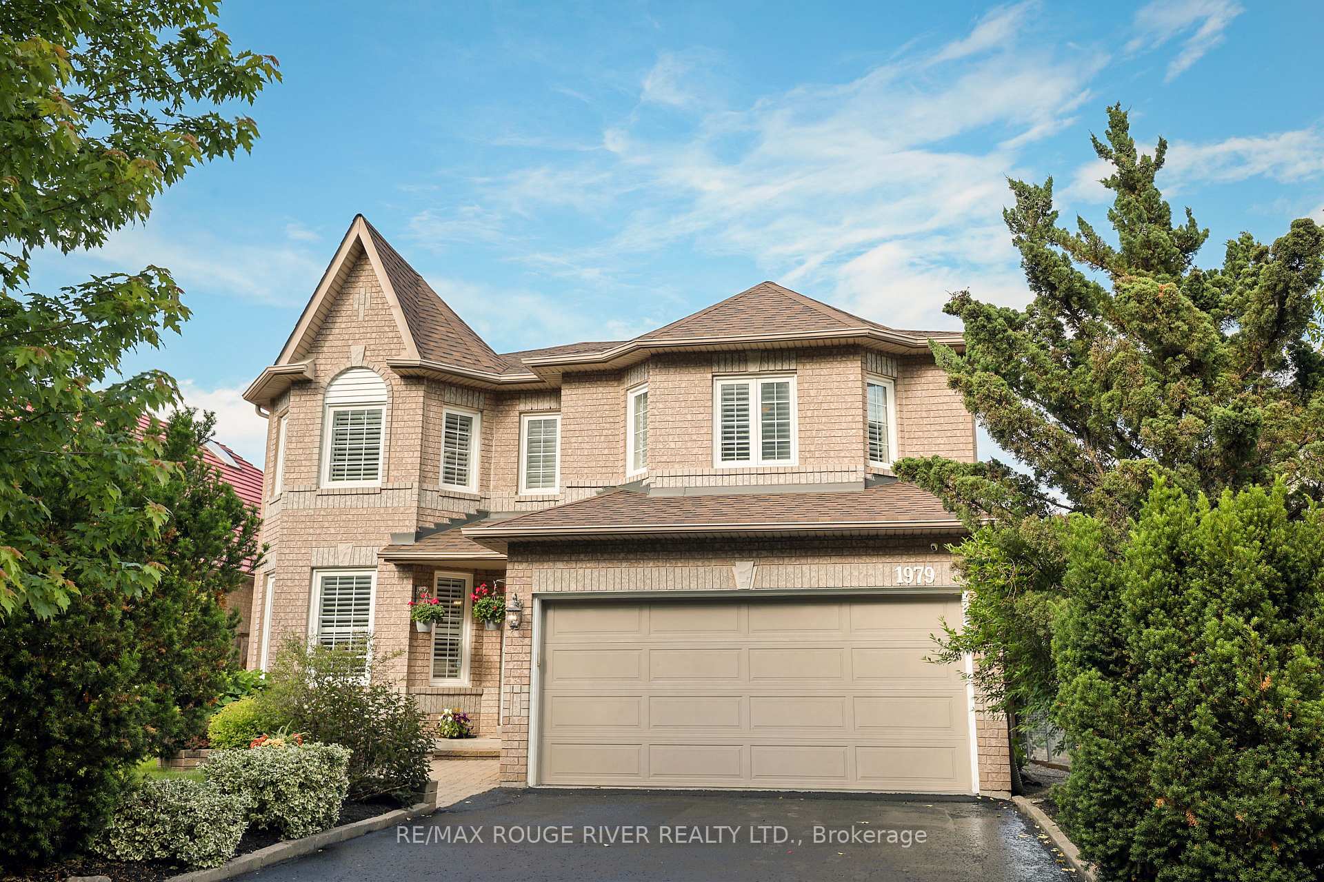 1979 Rosebank Road, Pickering, ON L1V 1P7