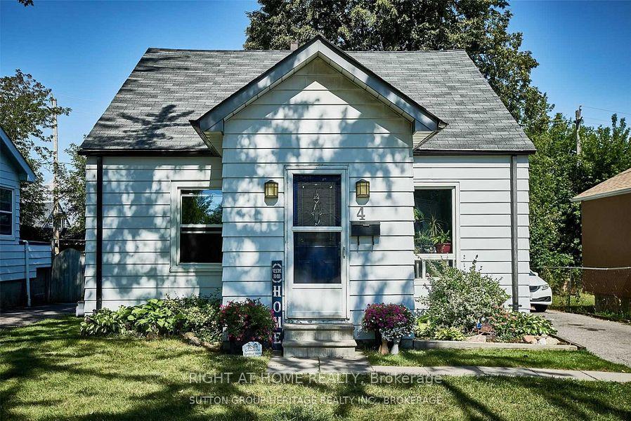 4 Ontario Street, Ajax, ON L1S 1T5