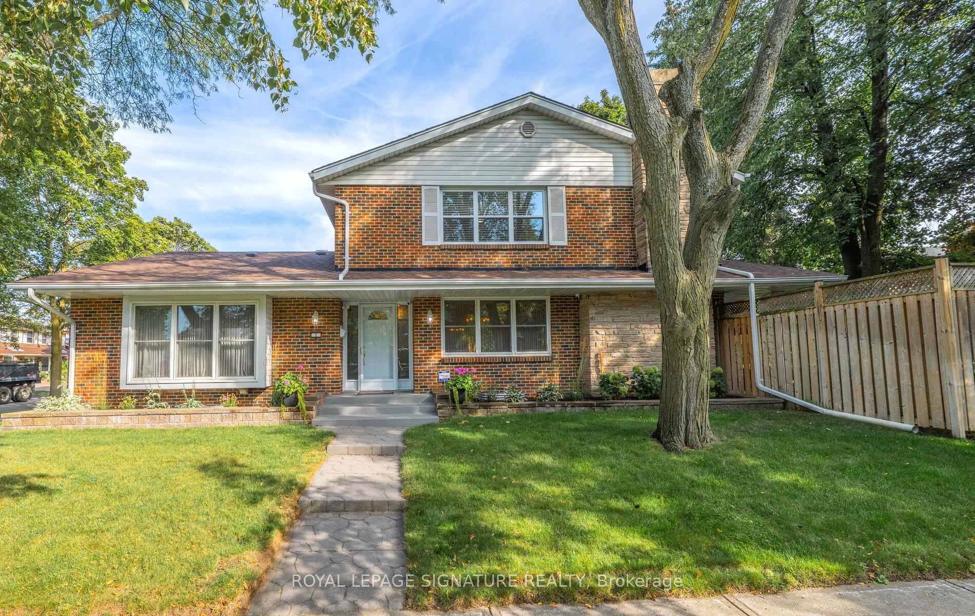 2 Gablehurst Crescent, Toronto E05, ON M1T 2L2