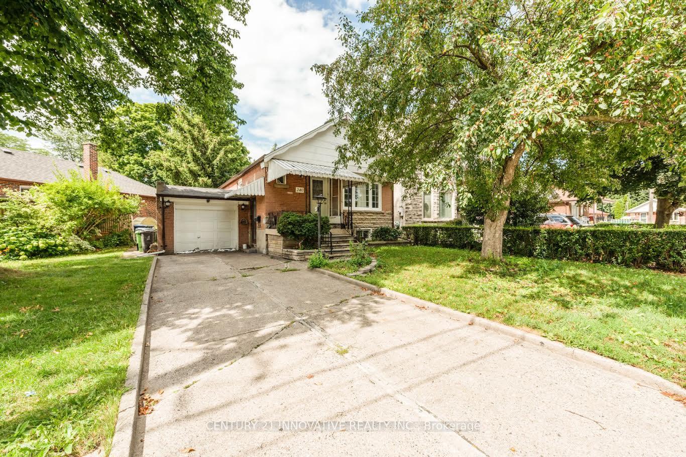 240 Parkview Hill Crescent #bsmt, Toronto E03, ON M4B 1S3