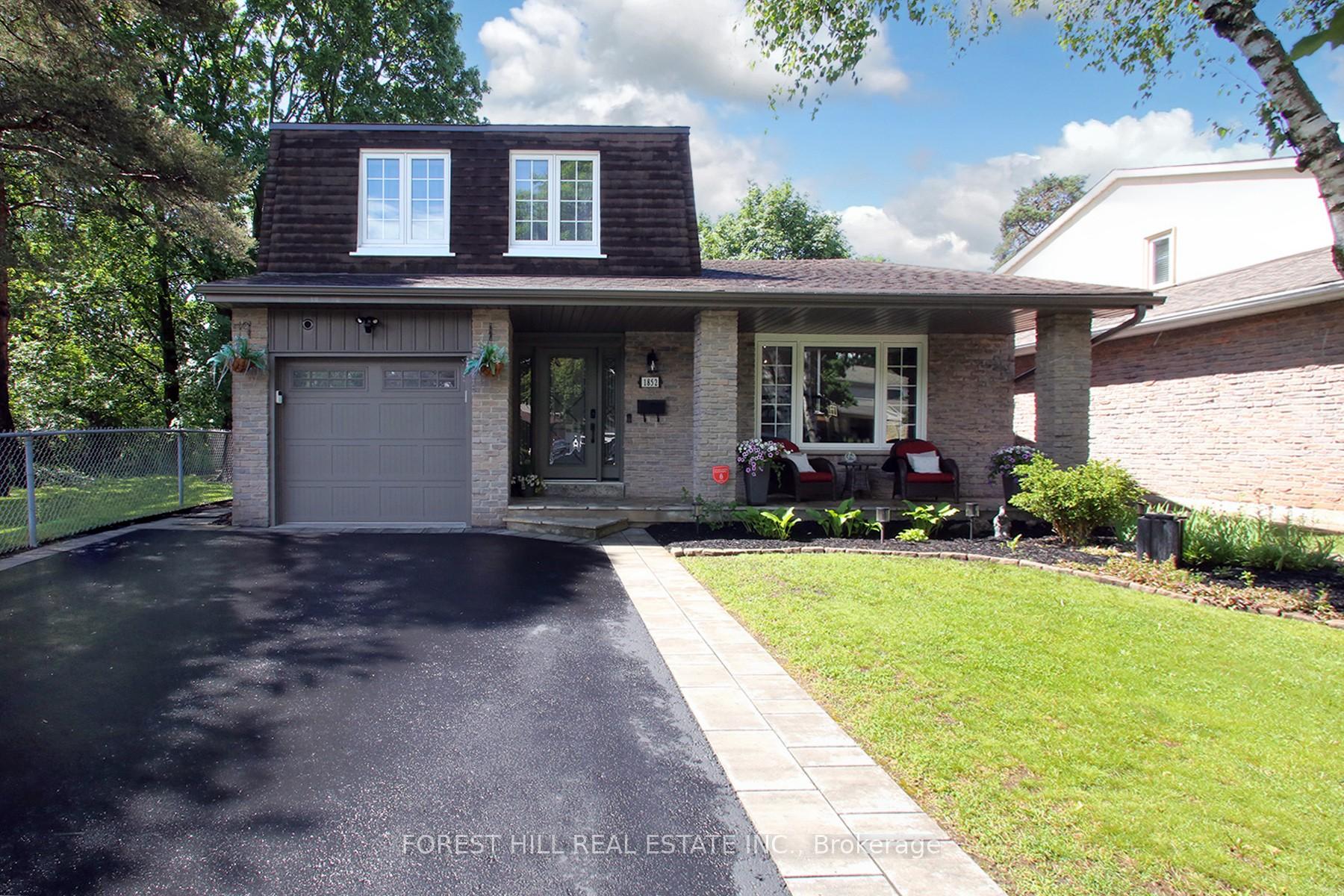 1852 Bowler Drive, Pickering, ON L1V 3E4