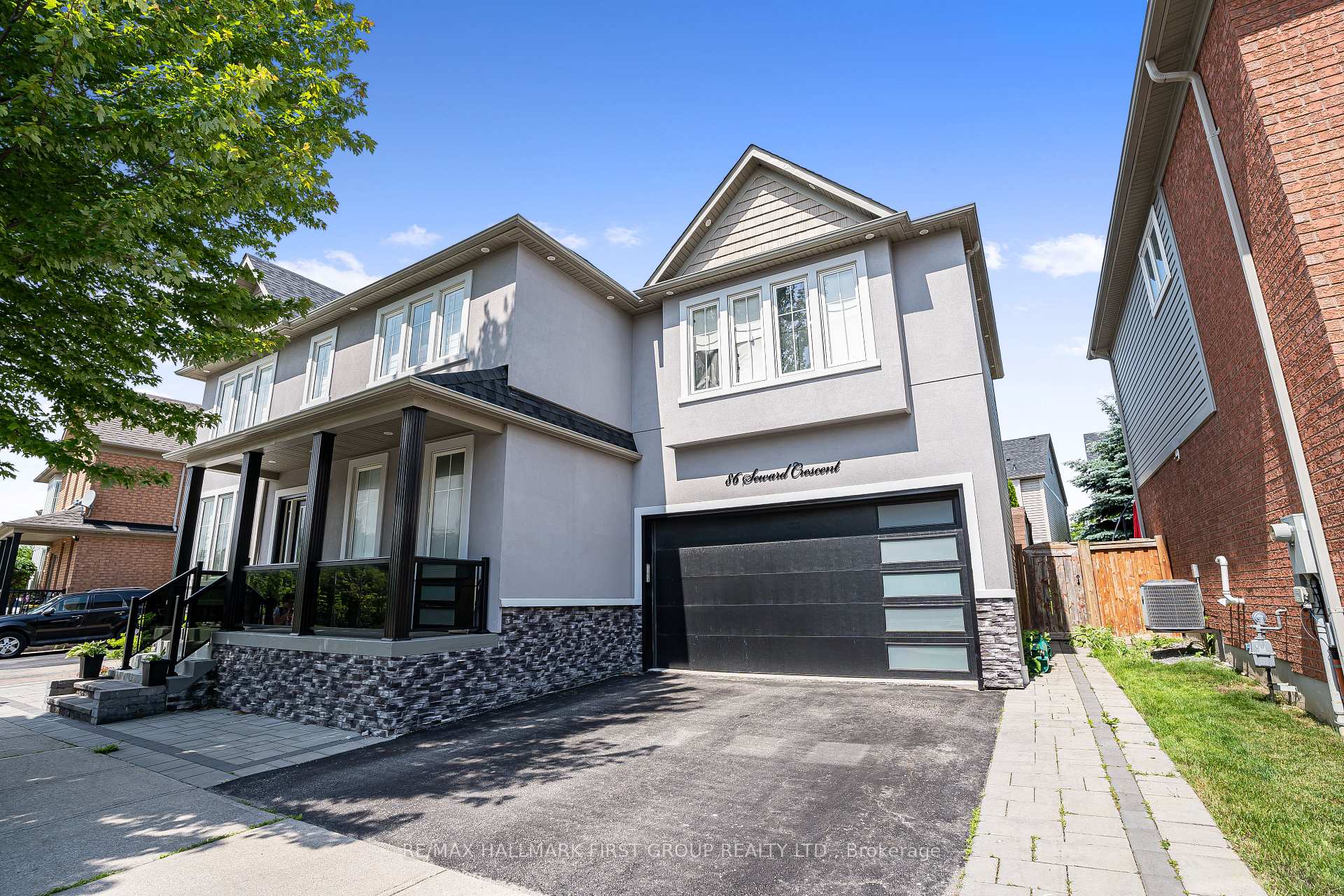 86 Seward Crescent, Ajax, ON L1Z 1Y9