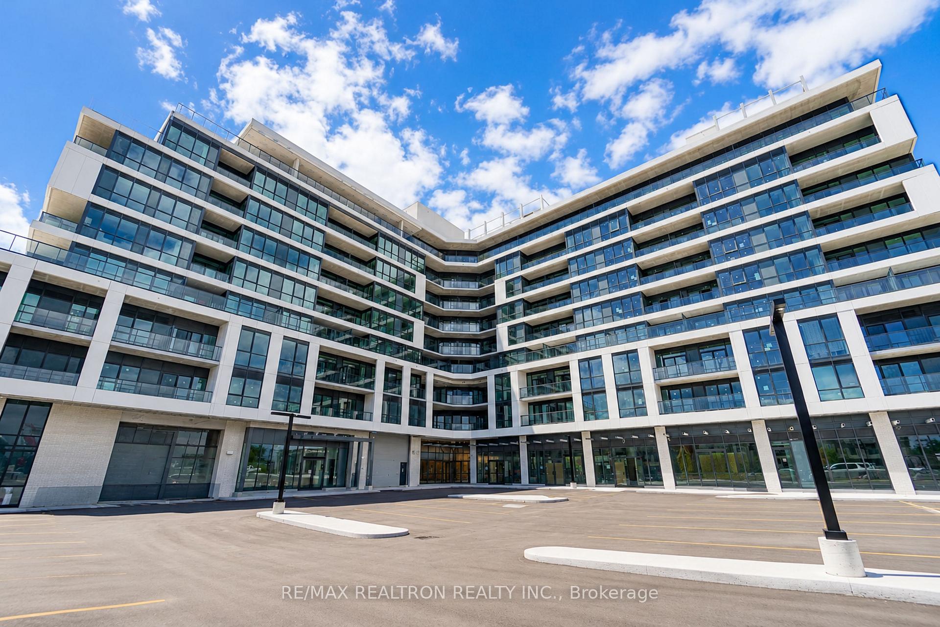 20 Deans Drive 522, Toronto E04, ON M1L 0J7