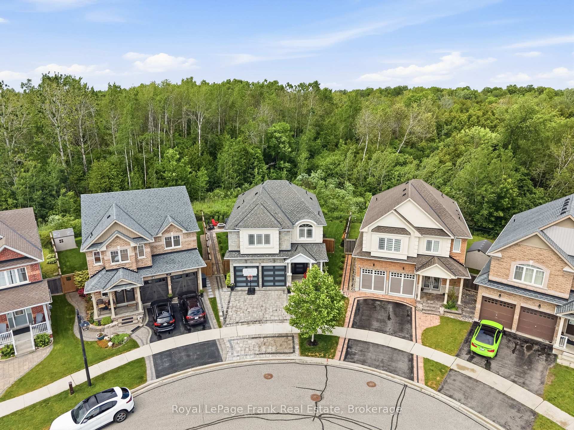 24 Rushlands Crescent, Whitby, ON L1R 0J8