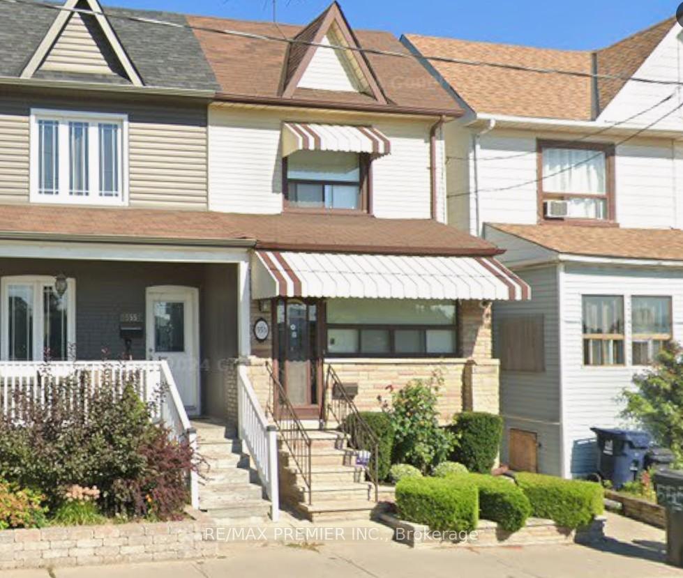553 Greenwood Avenue, Toronto E01, ON M4J 4A7