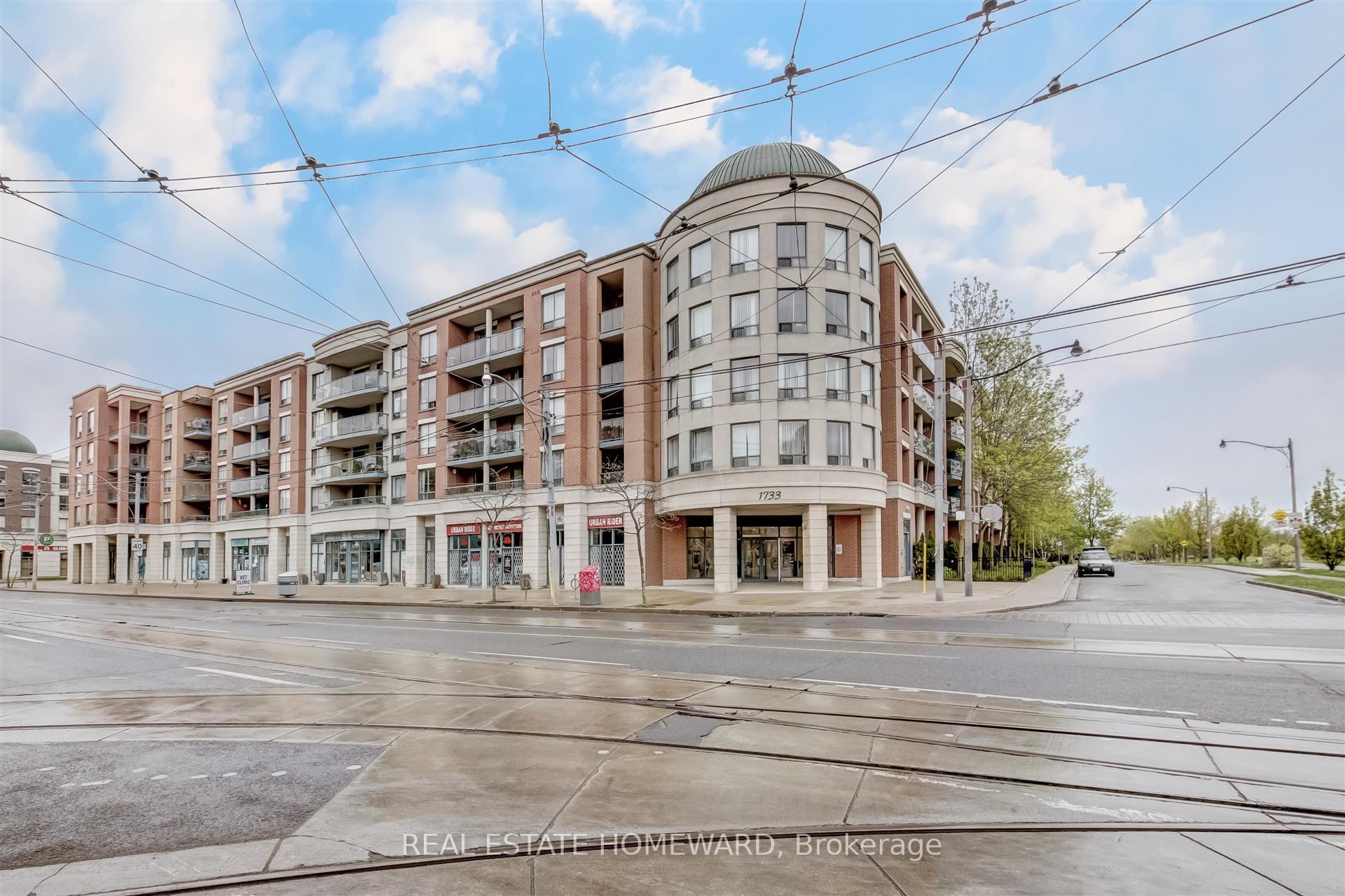 1733 Queen Street E 513, Toronto E02, ON M4L 6S9