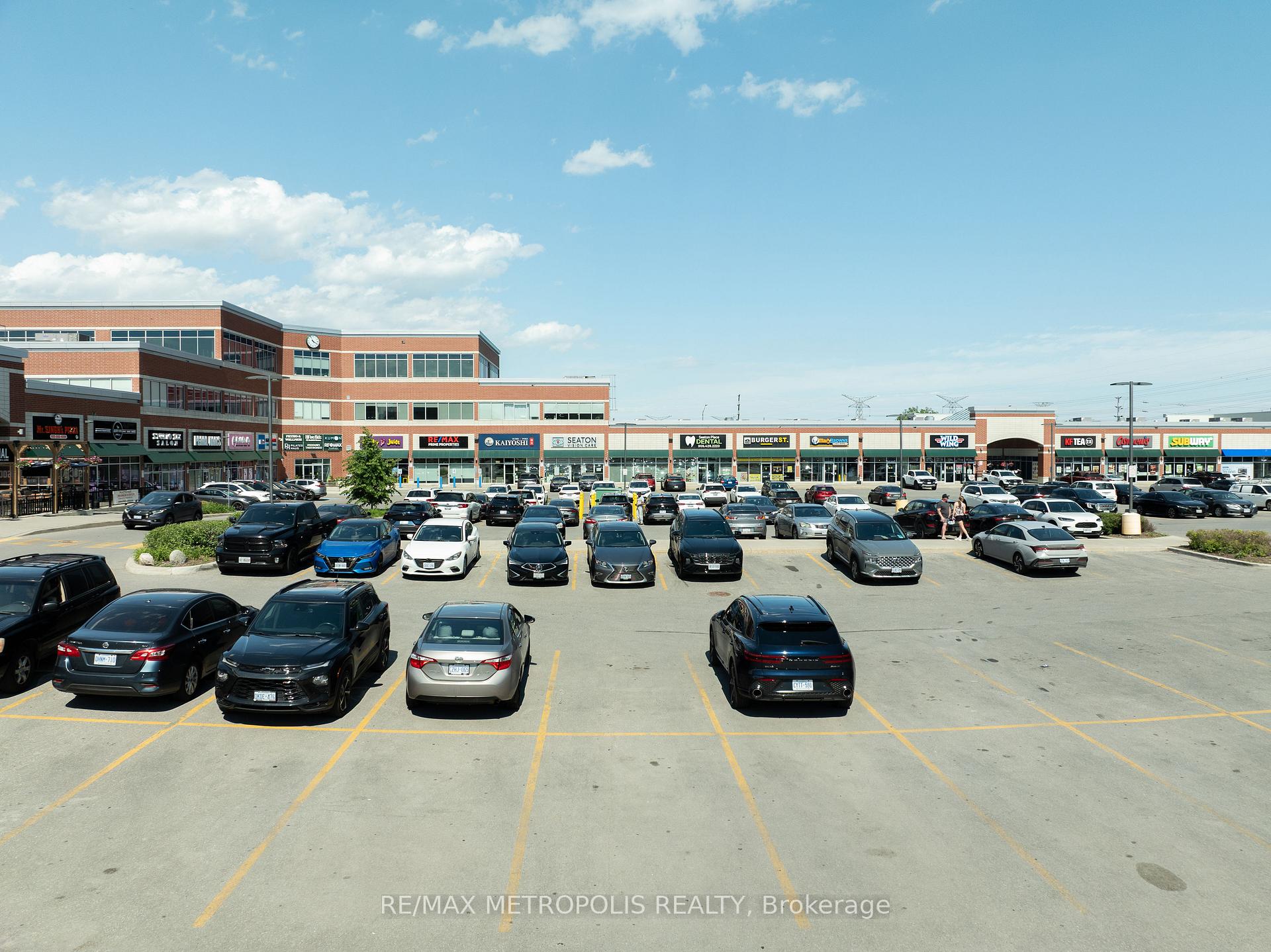 1695 Dersan Street 109, Pickering, ON L1X 0S9
