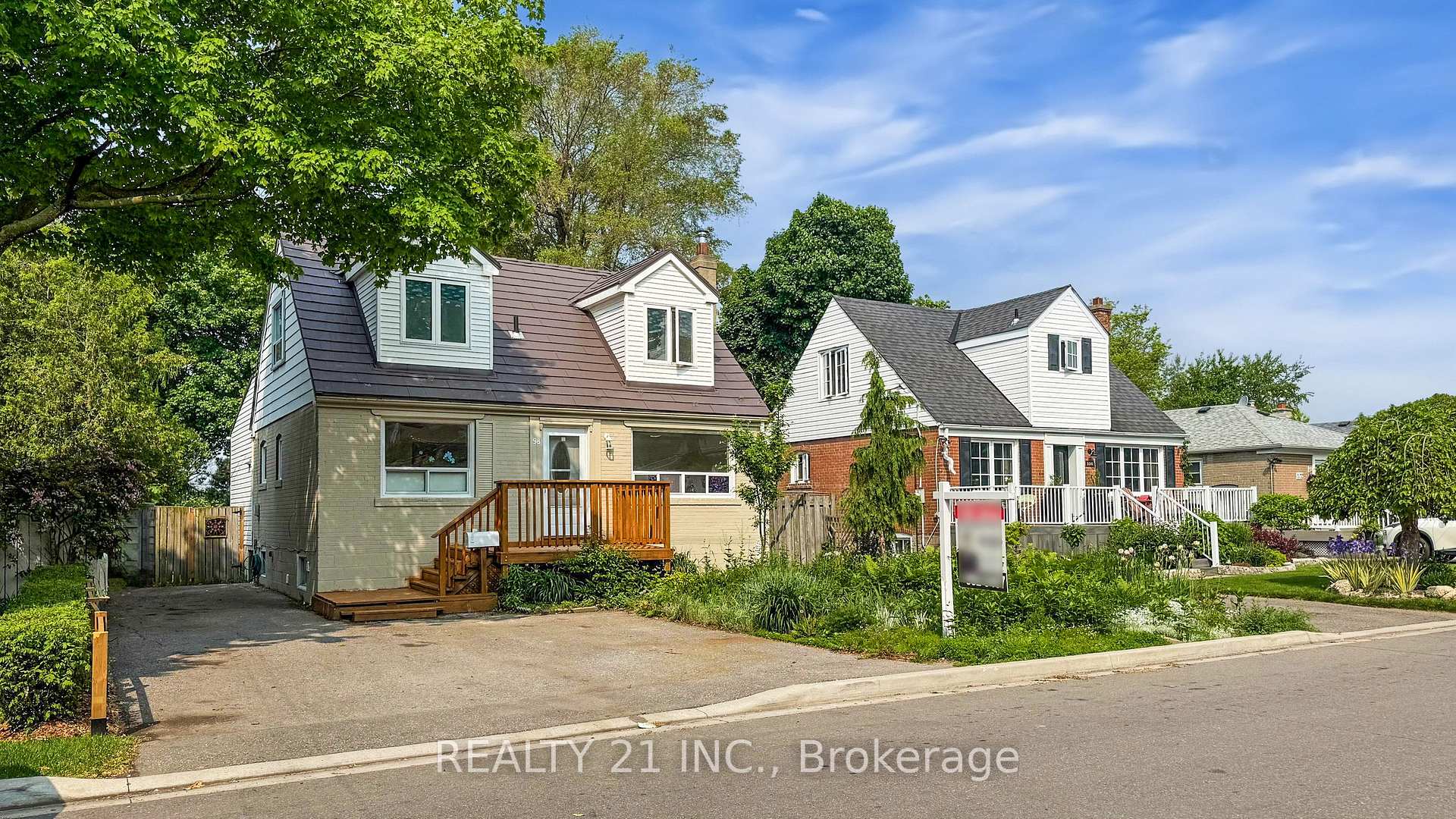 98 Natal Avenue, Toronto E06, ON M1N 3V6