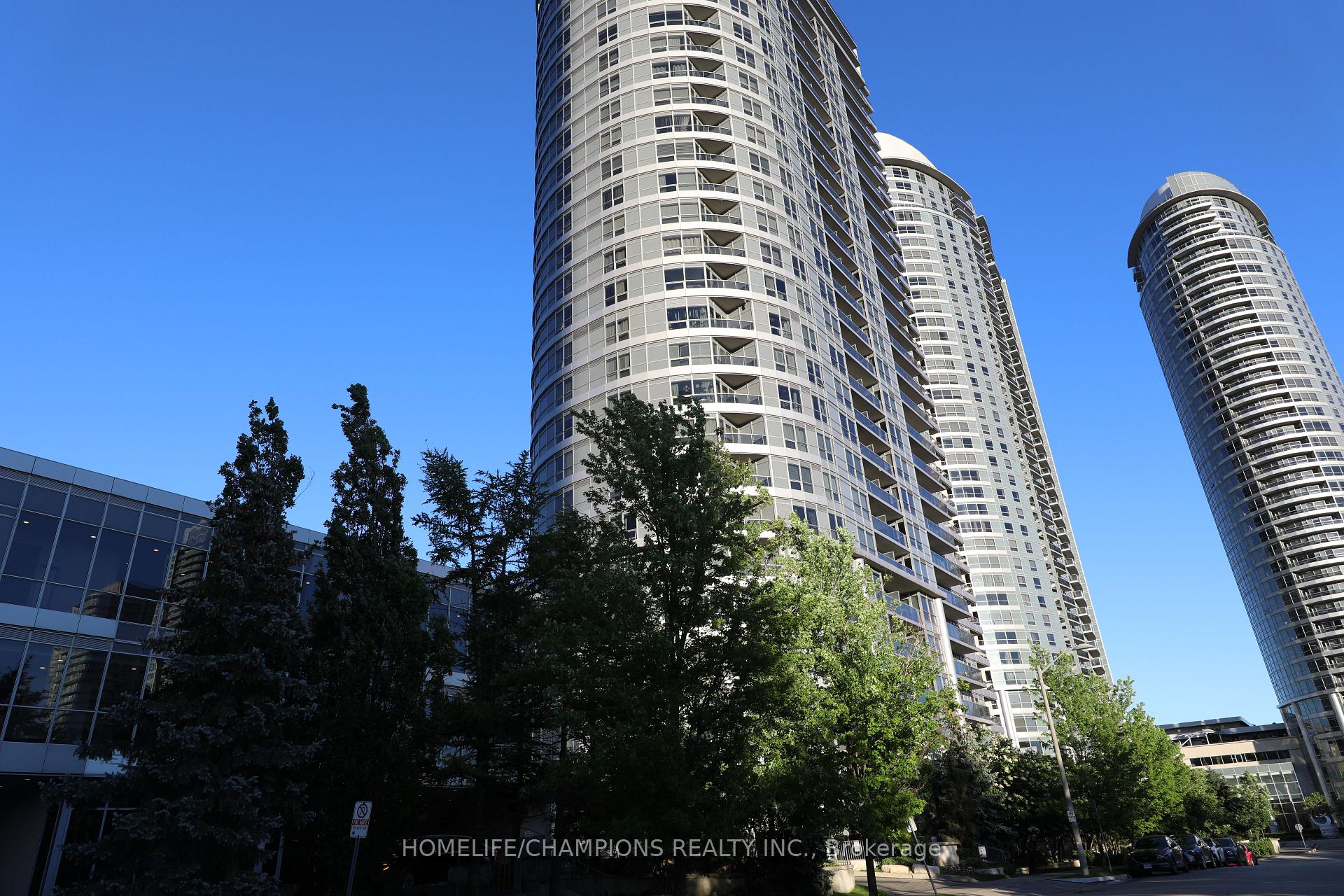 151 Village Green Square 403, Toronto E07, ON M1S 0K5