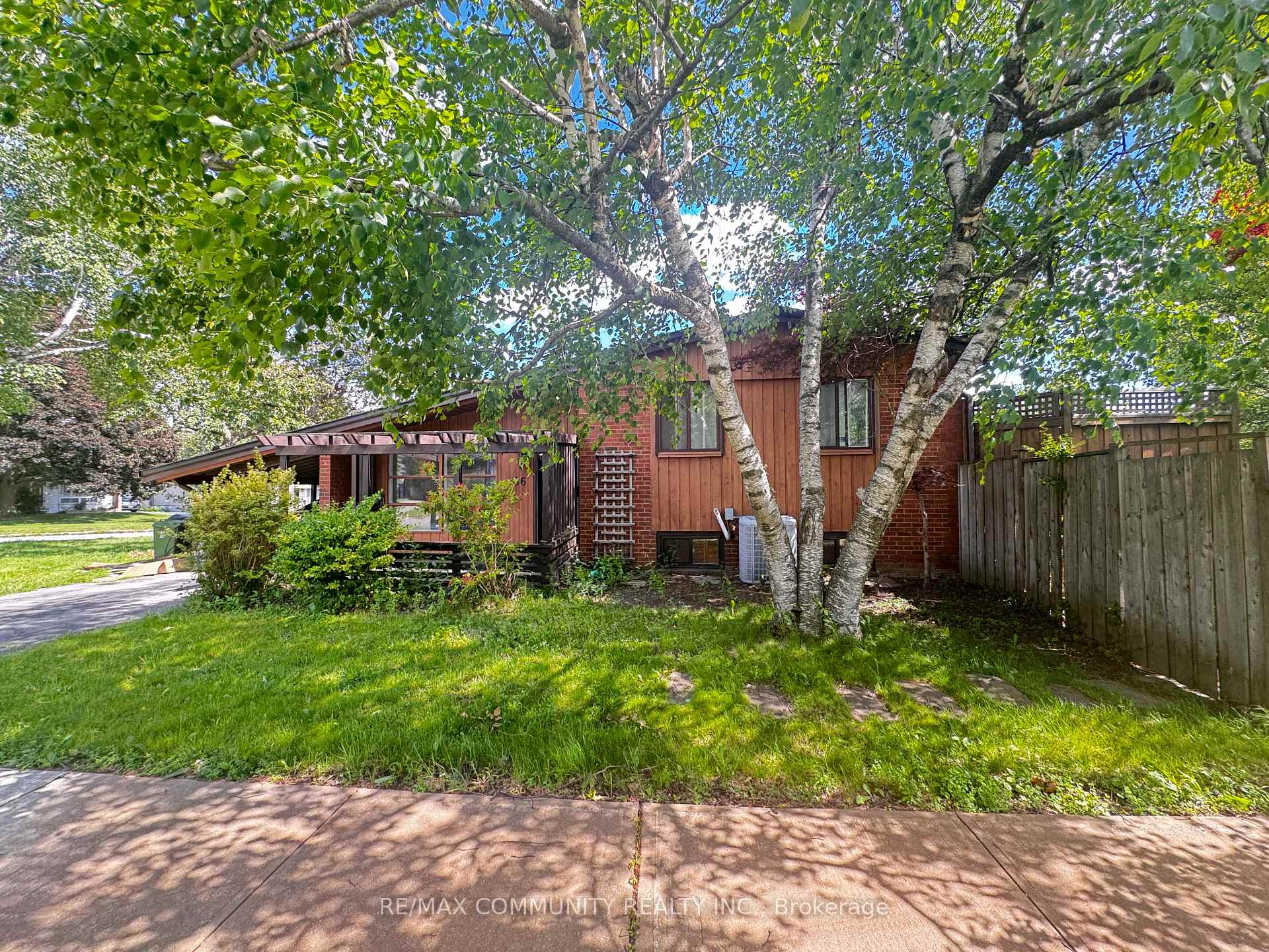 36 Benprice Court, Toronto E09, ON M1H 1N3