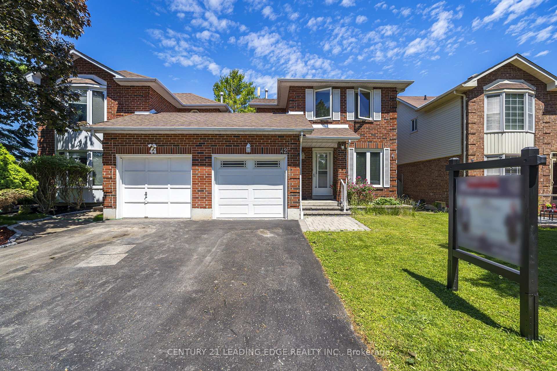42 Hewitt Crescent, Ajax, ON L1S 7A4