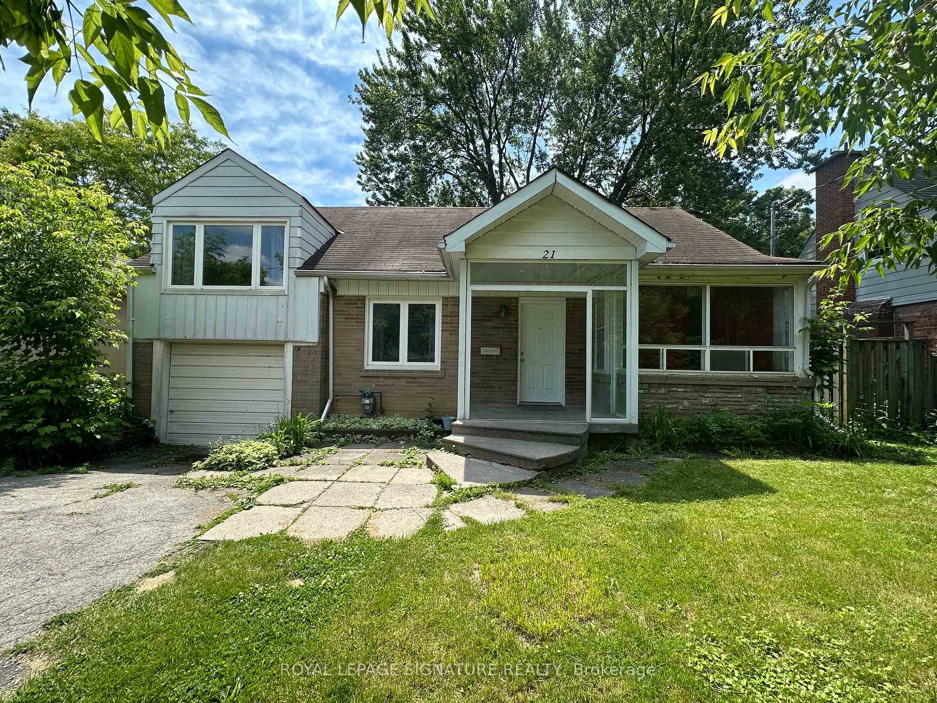21 Marilyn Avenue, Toronto E07, ON M1S 1B9