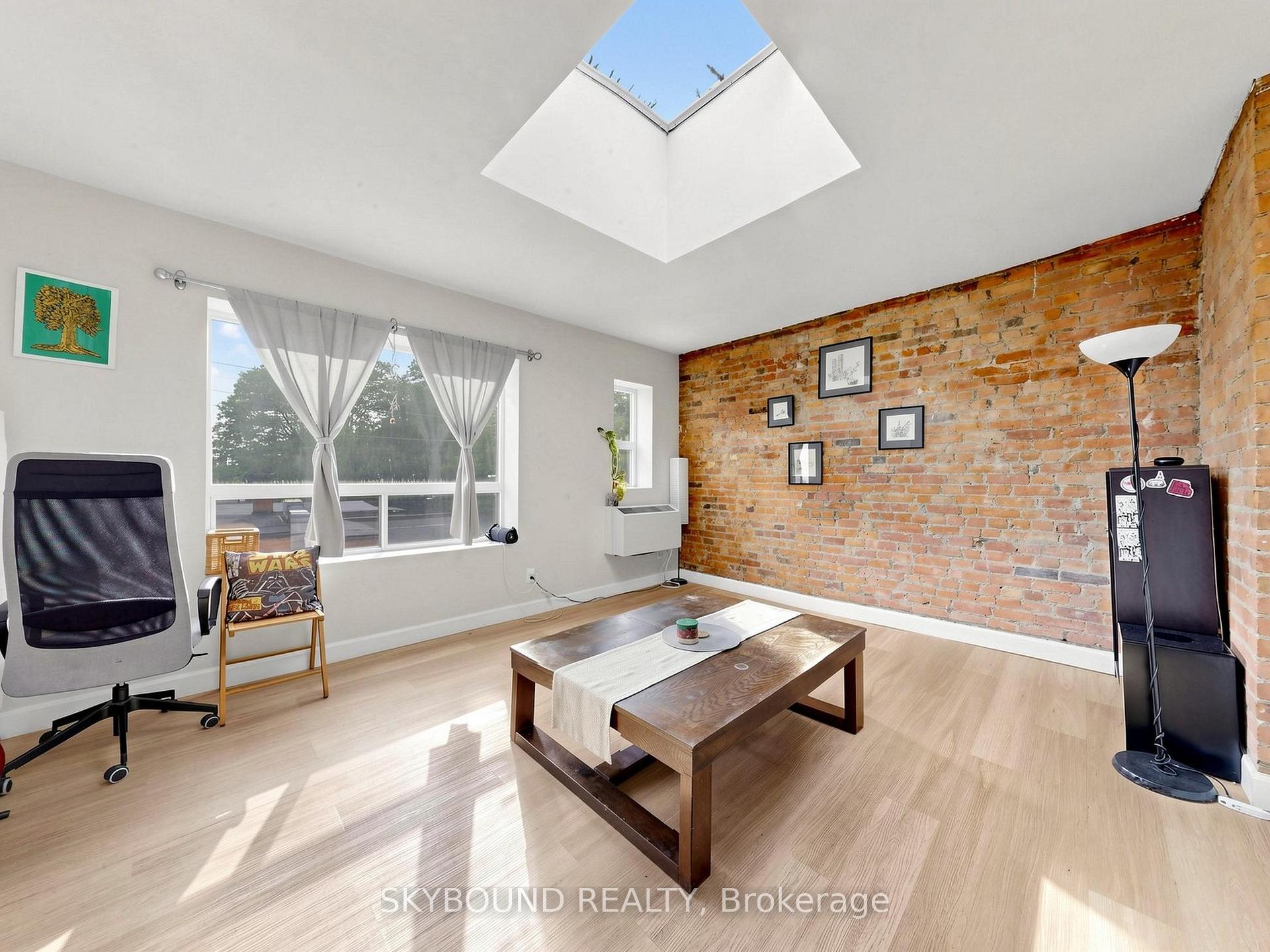 131 Wineva Avenue G, Toronto E02, ON M4E 2T3