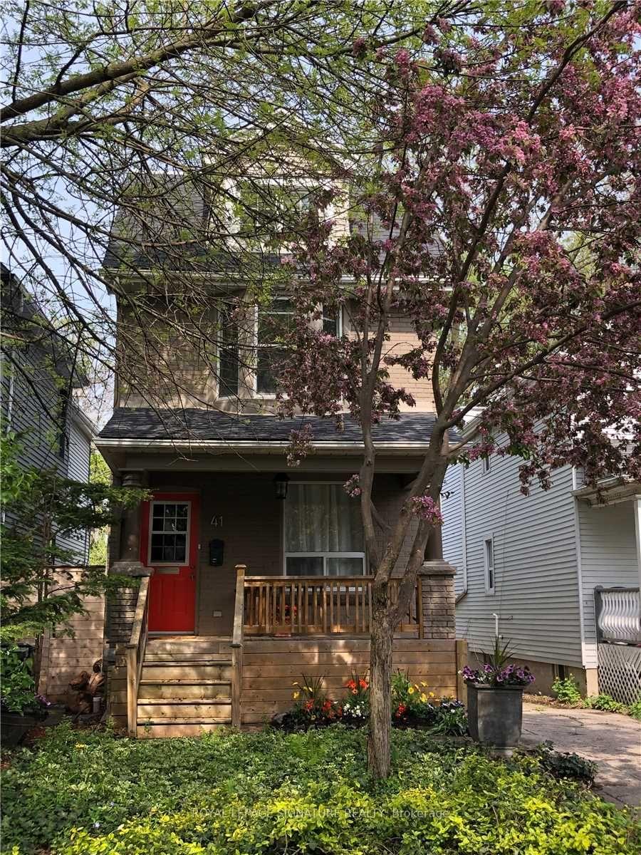 41 Hastings Avenue Main & Bsmt, Toronto E01, ON M4L 2L1