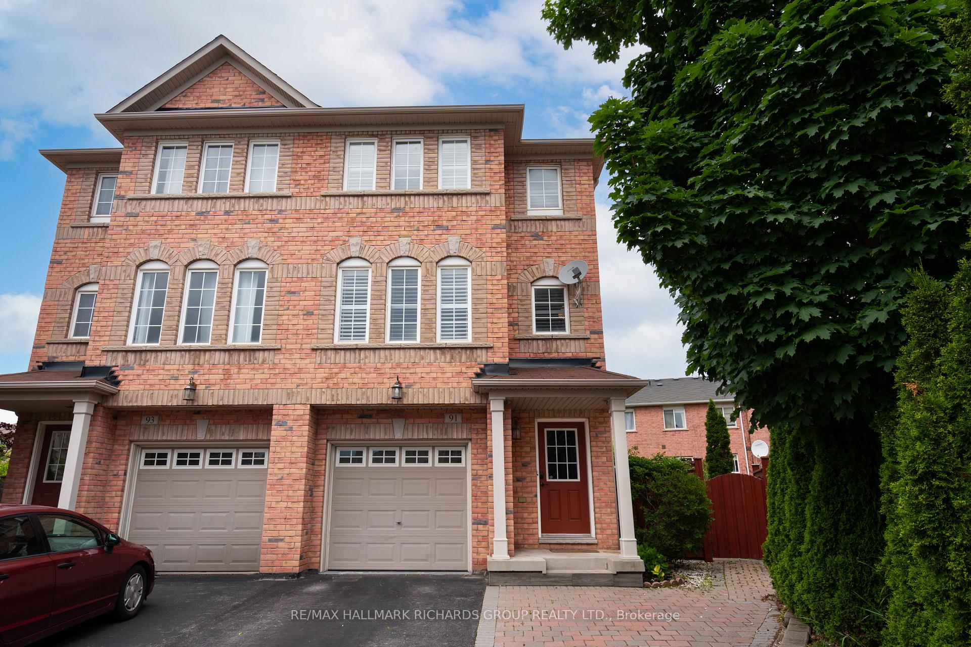 91 Wilkes Crescent, Toronto E04, ON M1L 0B2