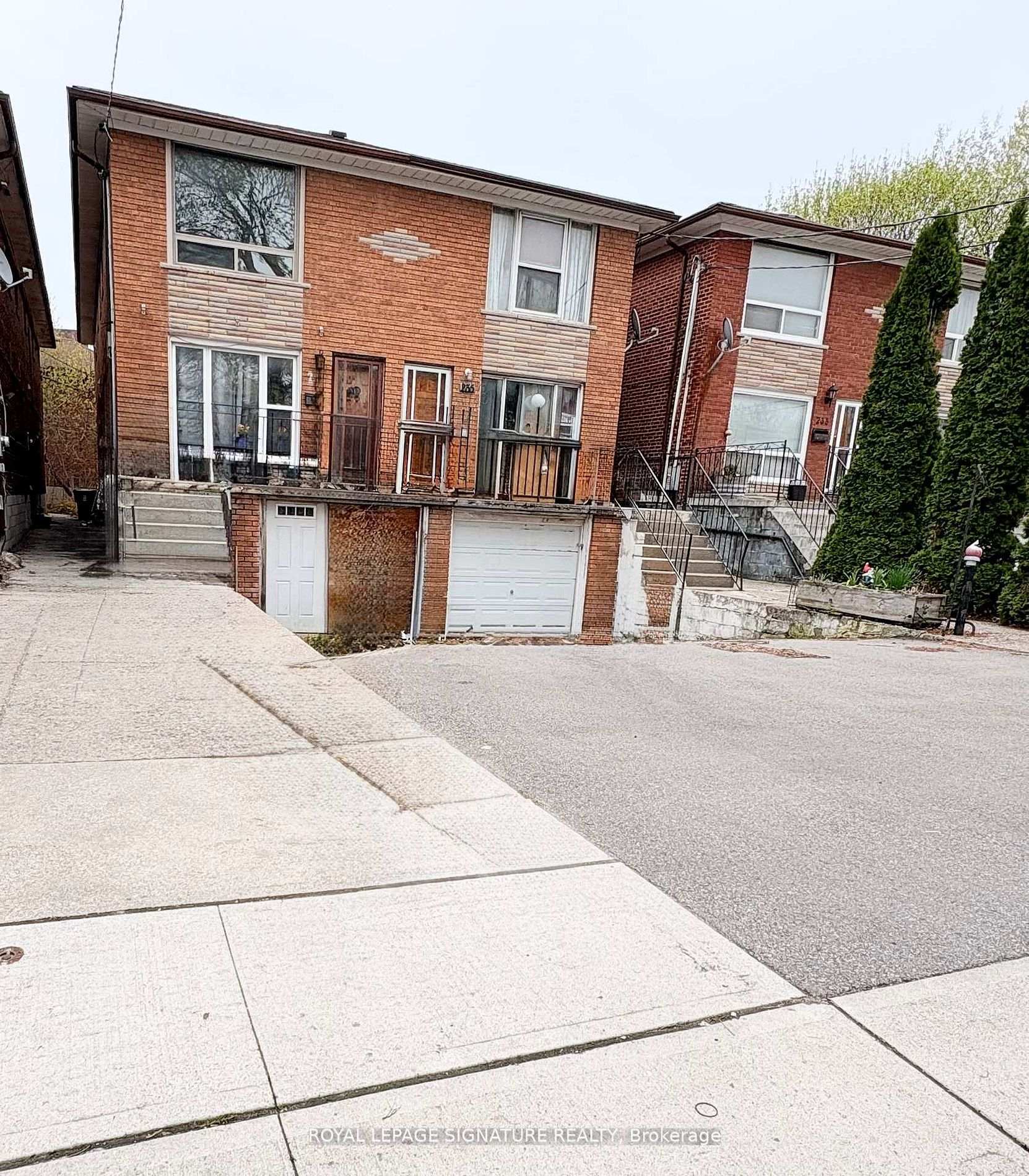 237 Pickering Street, Toronto E02, ON M4E 3J9