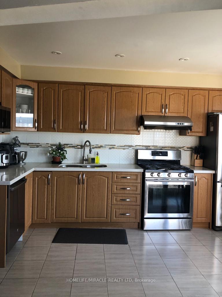 144 Robbinstone Drive, Toronto E11, ON M1B 2E7