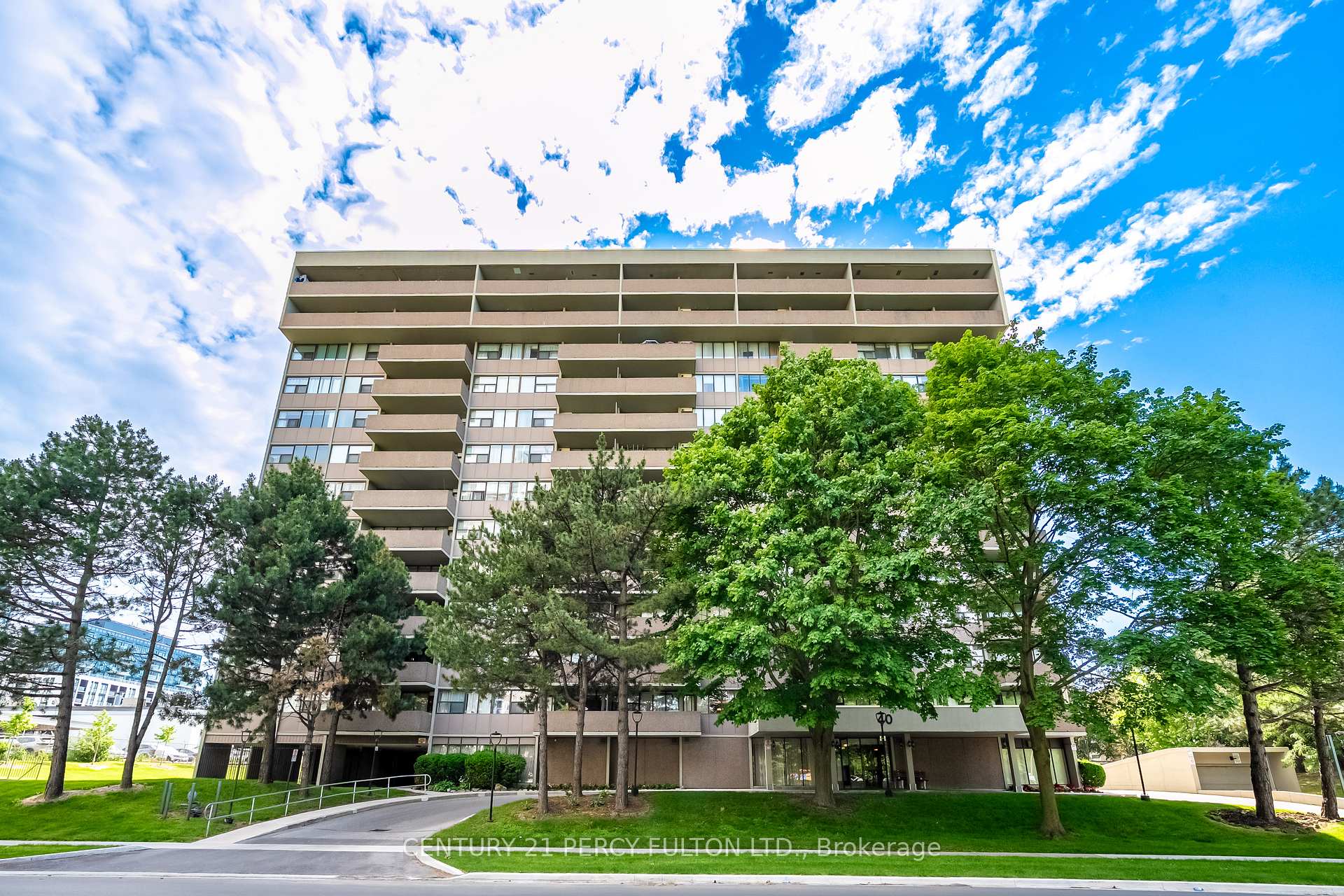 40 Bay Mills Boulevard 201, Toronto E05, ON M1T 3P5