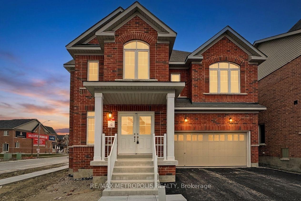 647 Fleetwood Drive, Oshawa, ON L1K 2V7