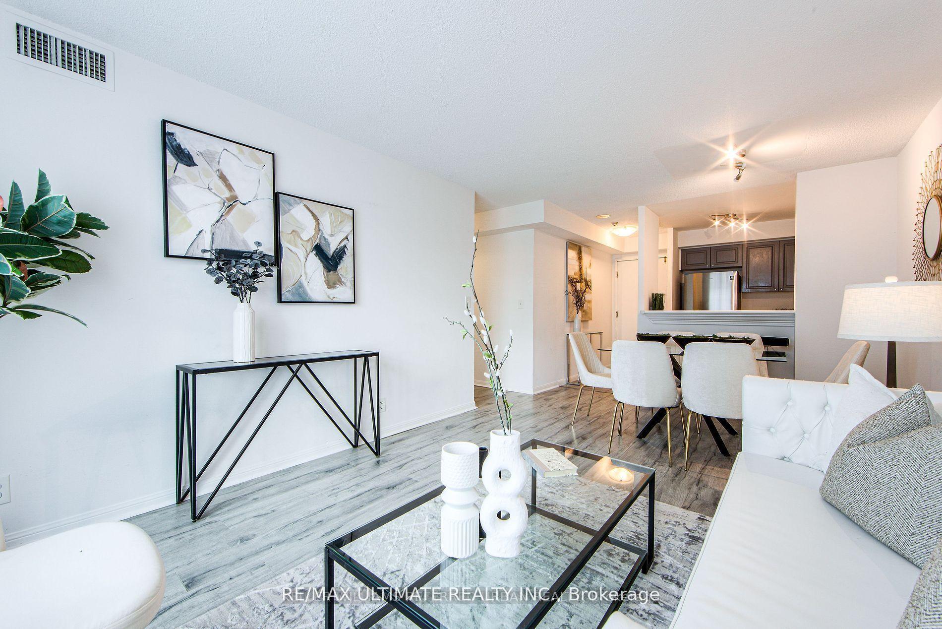 11 Lee Centre Drive 703, Toronto E09, ON M1H 3J5