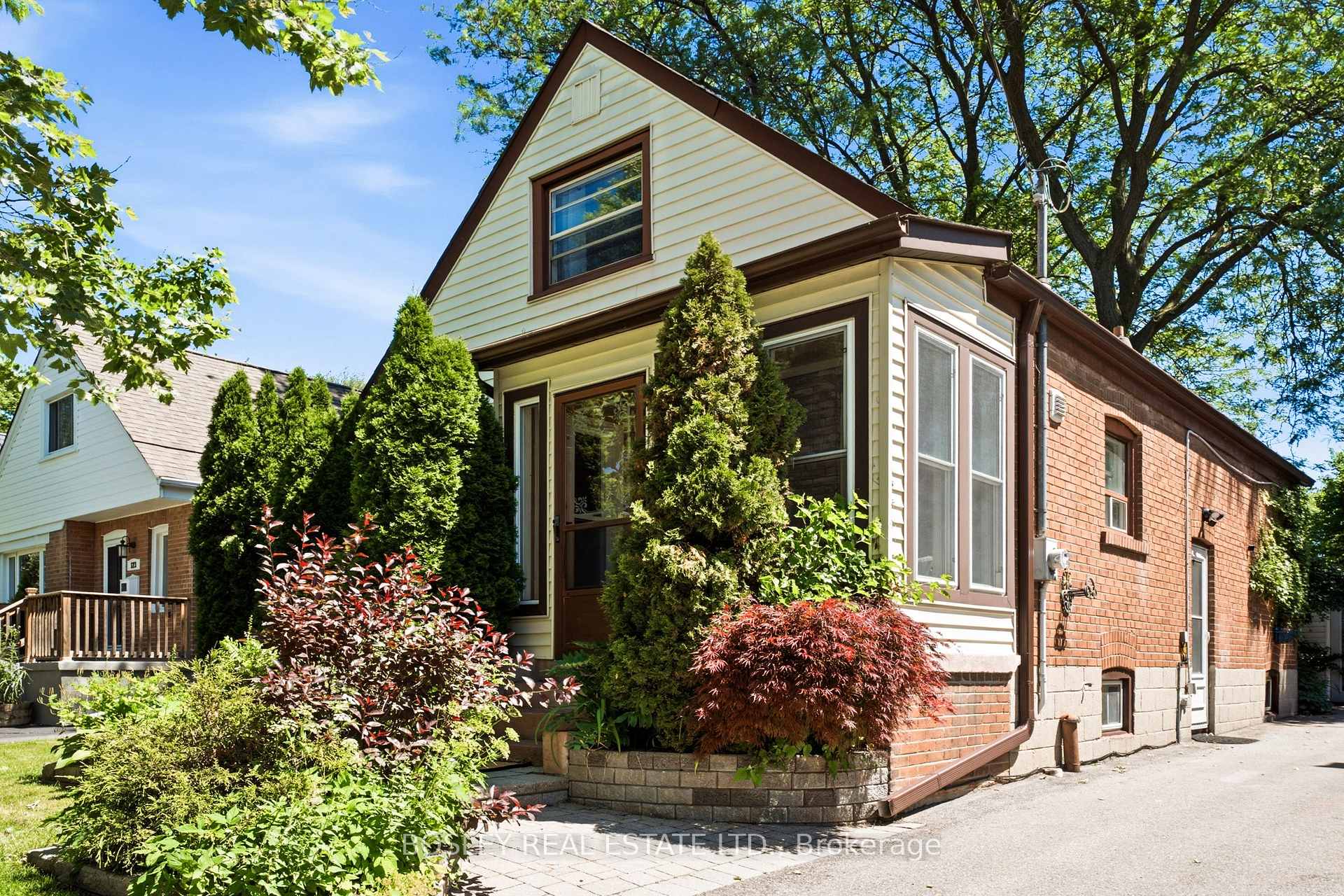 121 Presley Avenue, Toronto E04, ON M1L 3P9