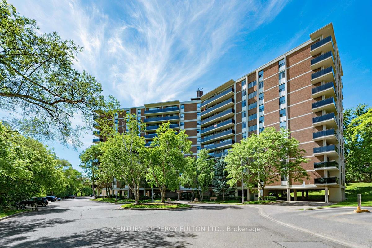 2 Park Vista Drive 200, Toronto E03, ON M4B 1A3