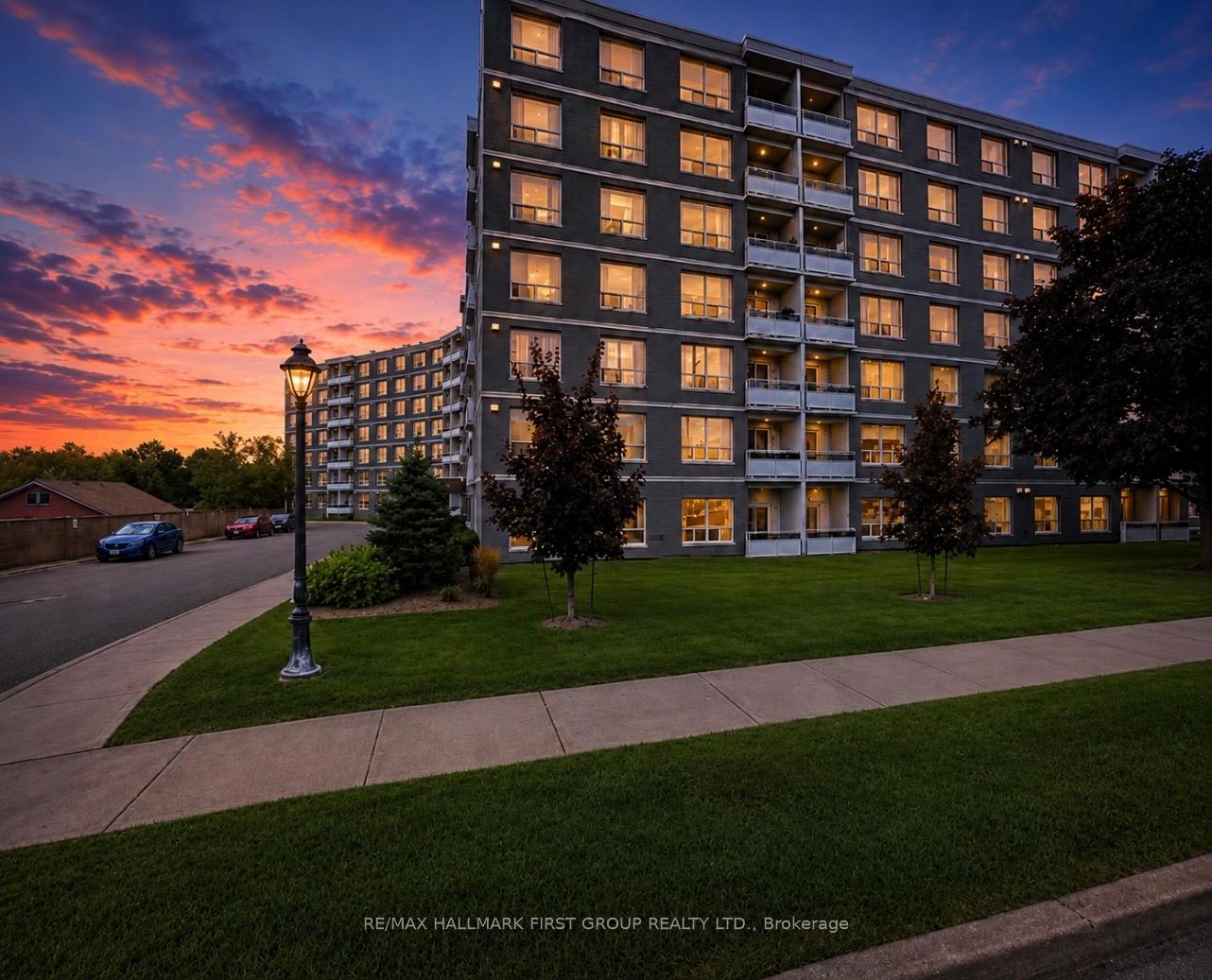145 Liberty Street S 703, Clarington, ON L1C 4K5