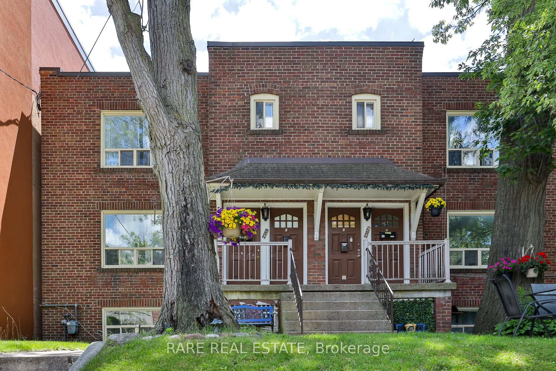 2369 Queen Street E A, Toronto E02, ON M4E 1H2