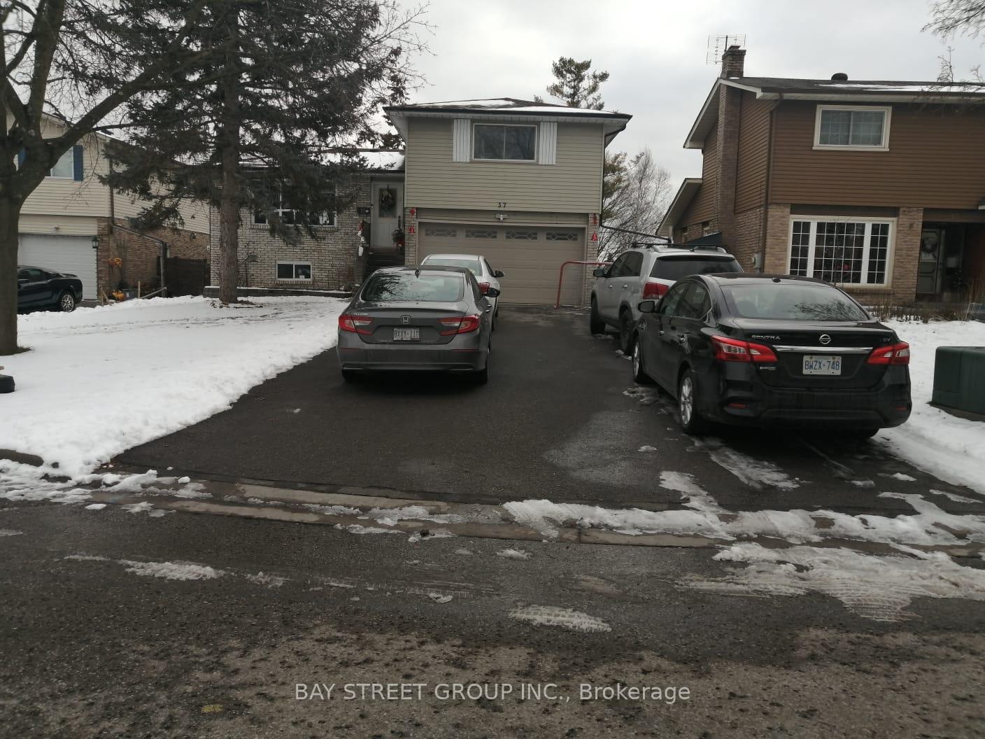 37 Caledon Court, Oshawa, ON L1G 7L6