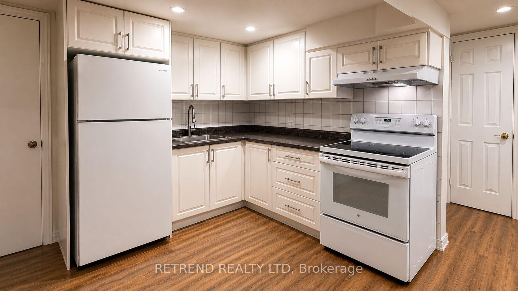 75 Aragon Avenue Bsmt, Toronto E05 — photo 4 of 5