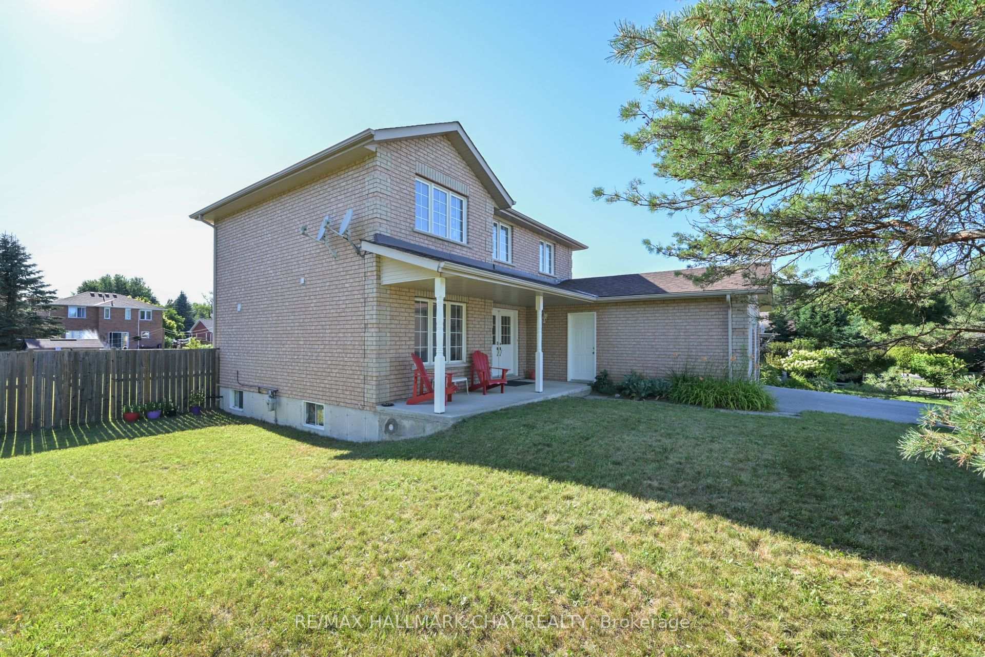 16 Brian Crescent, Adjala-Tosorontio — photo 3 of 5