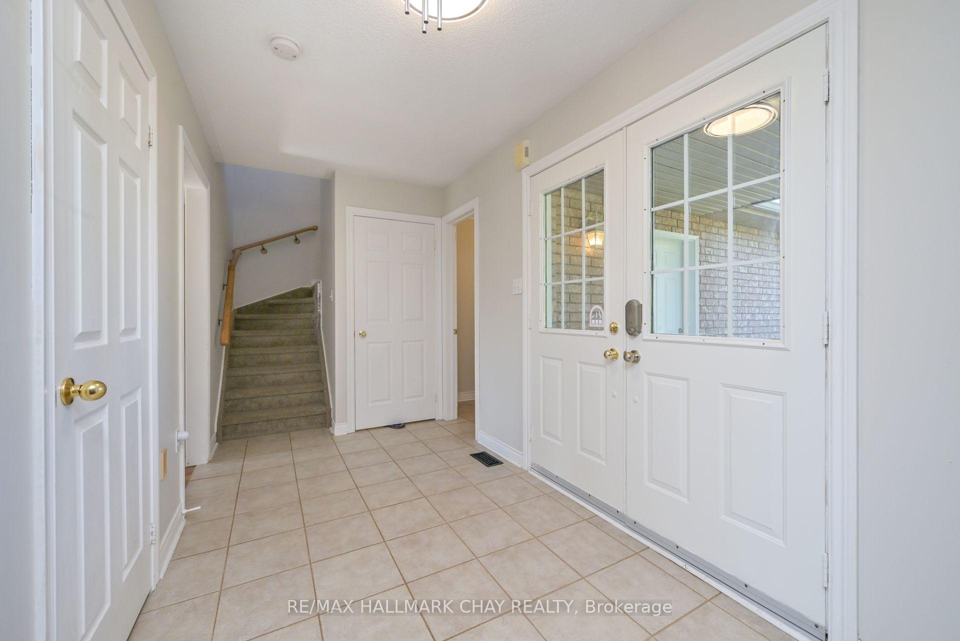 16 Brian Crescent, Adjala-Tosorontio — photo 4 of 5