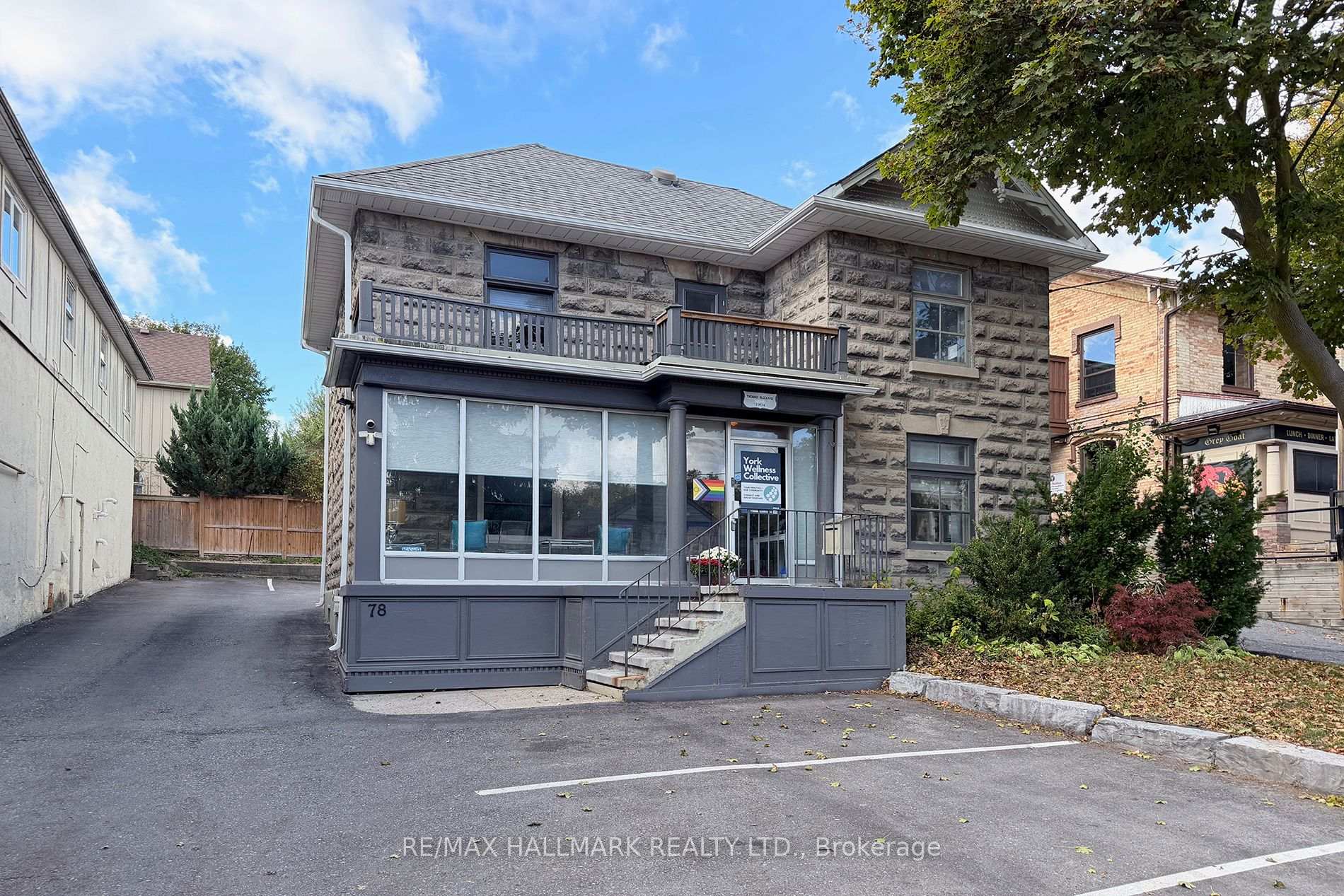 78 Main Street S, Newmarket, ON L3Y 3Y6