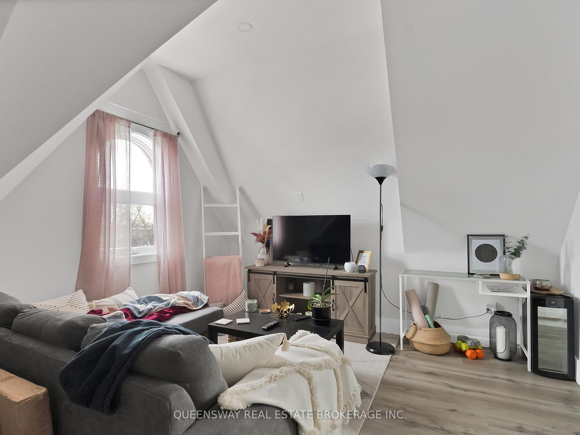 residential Property Image no.1