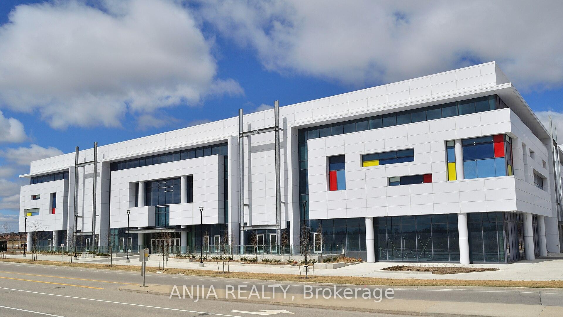 9390 Woodbine Avenue 1CF5, Markham, ON L6C 0M5