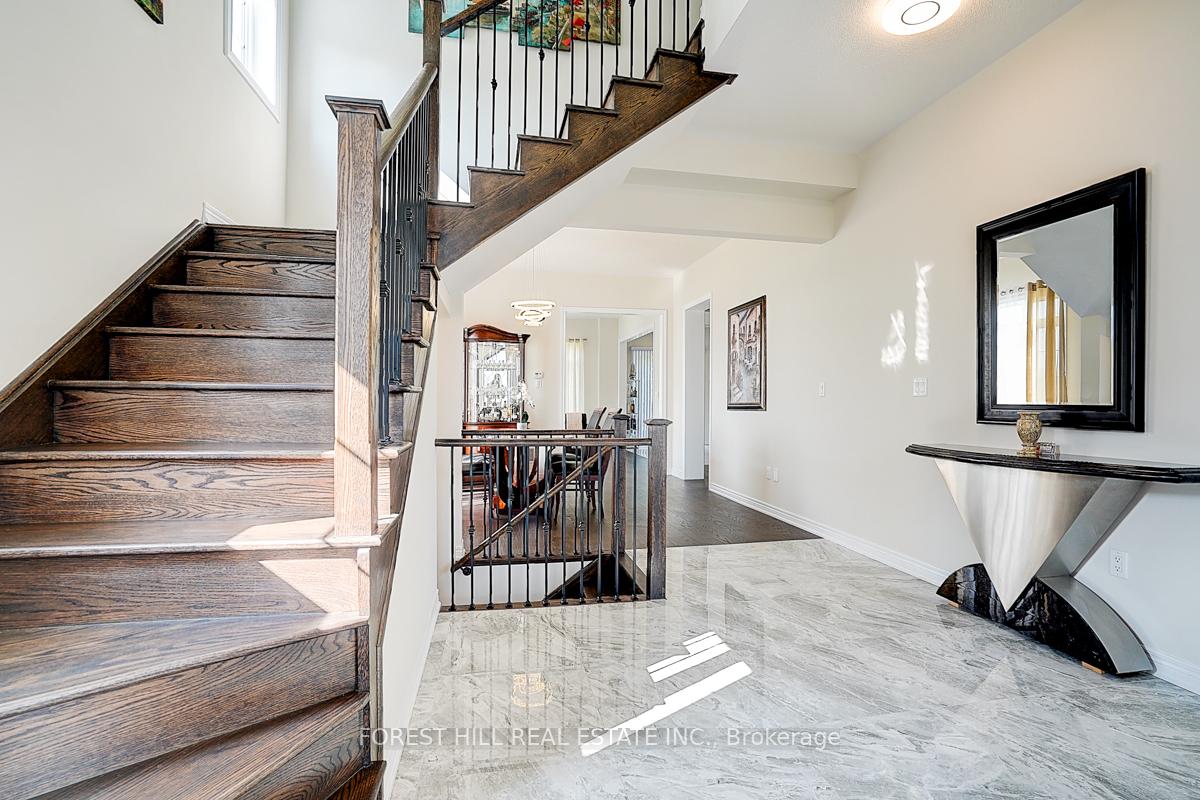 21 Dorothy Caine Crescent, Georgina — photo 4 of 5