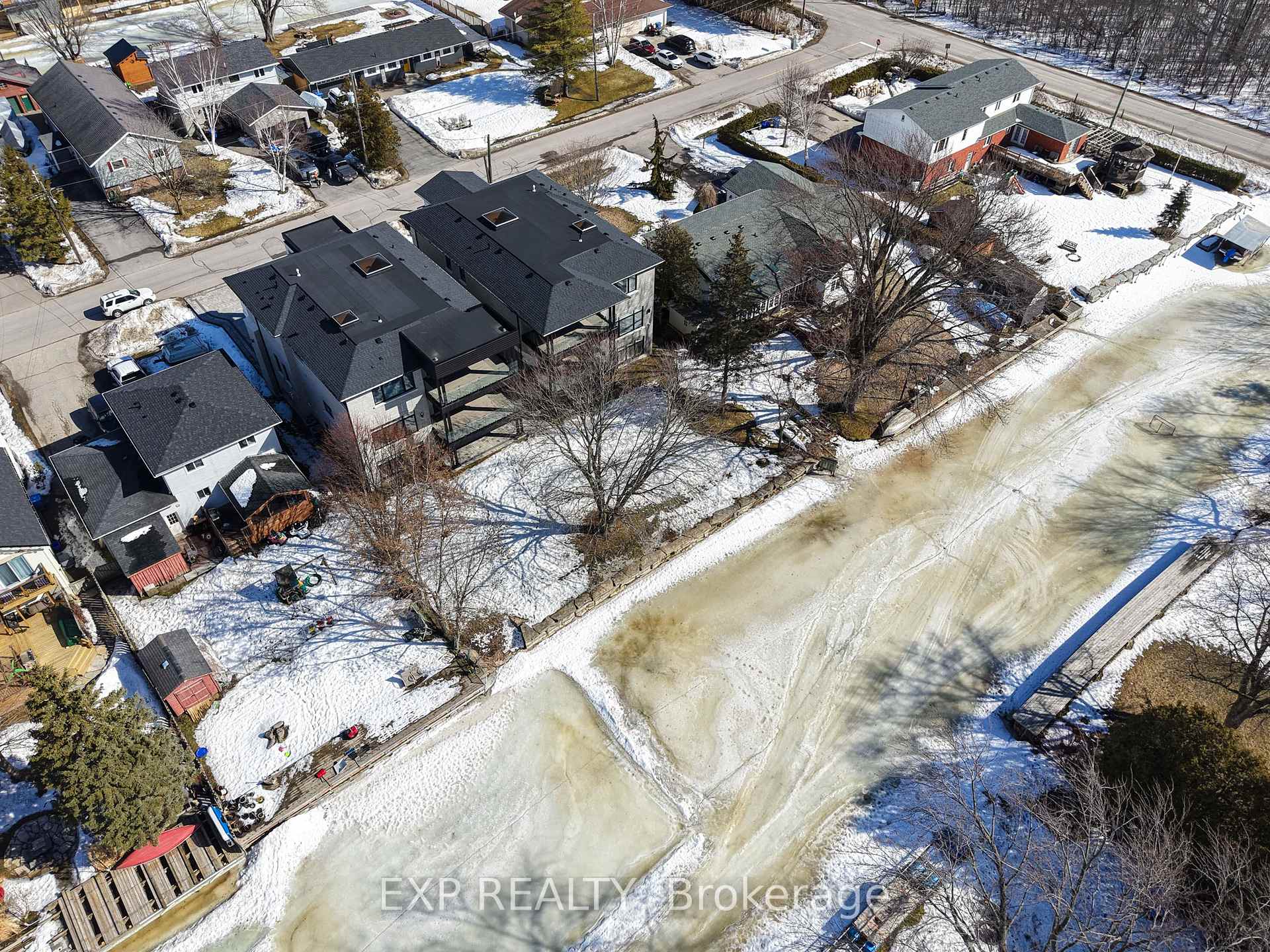 12 Canal Street, Georgina — photo 4 of 5