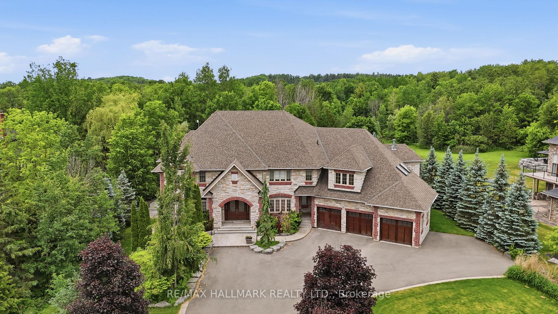 206 Churchill Avenue, King, ON L7B 0G9